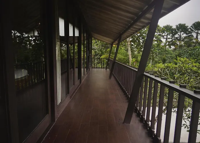 Villa Sandhya