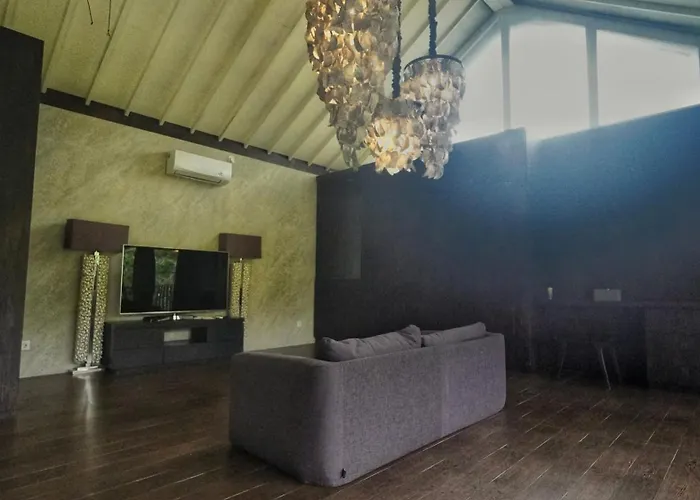 Villa Sandhya *